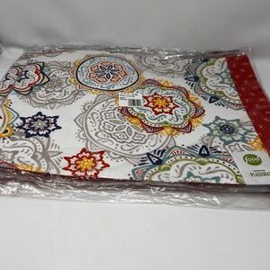 Food Network Reversible Indoor/Outdoor Medallion Print Placemats Set Of 5 New